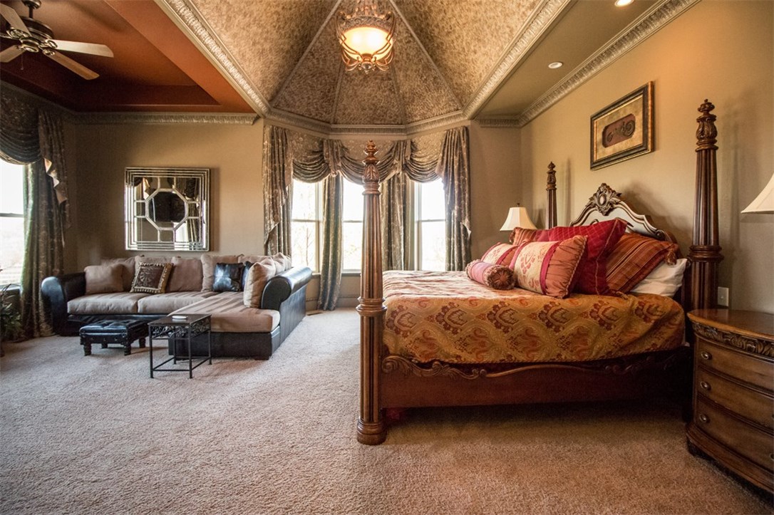 Churchill - Residential