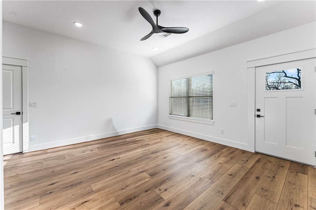 Newburgh Sub Bvv - Residential