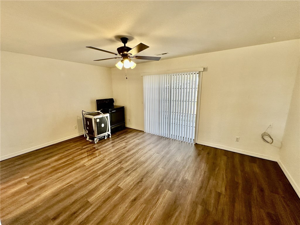 ELM TREE CENTER SUB-BENTONVILLE - Residential Lease