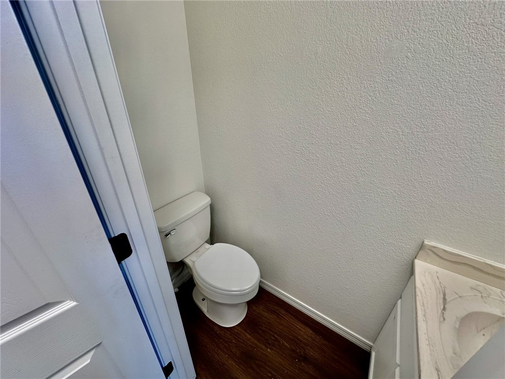 ELM TREE CENTER SUB-BENTONVILLE - Residential Lease