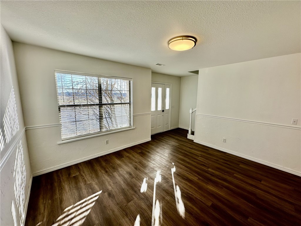 ELM TREE CENTER SUB-BENTONVILLE - Residential Lease