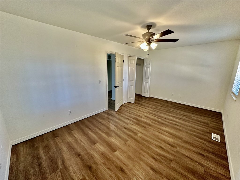 ELM TREE CENTER SUB-BENTONVILLE - Residential Lease