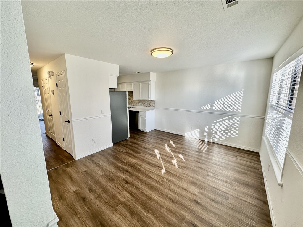 ELM TREE CENTER SUB-BENTONVILLE - Residential Lease