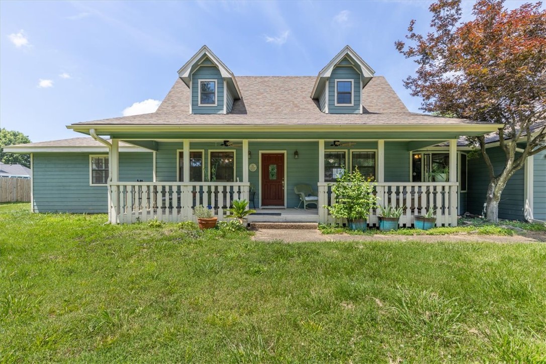 Photo 1 of 48 — 1301 Laurel Avenue, Rogers, AR 72758