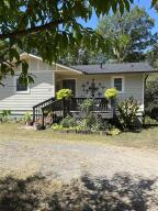 This home is a must see. Very well maintained 3 bedroom, 2 bath home with full finished walkout basement, plenty of space and storage.Just 6 miles to Van Buren Recreation Area boat ramp. Mineral rights convey. All kitchen appliances, washer/dryer, and tanning bed stay.New roof in 2020. Move in ready, this home needs nothing.