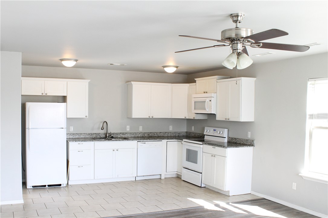 Kerelaw Castle Bentonville - Residential Lease