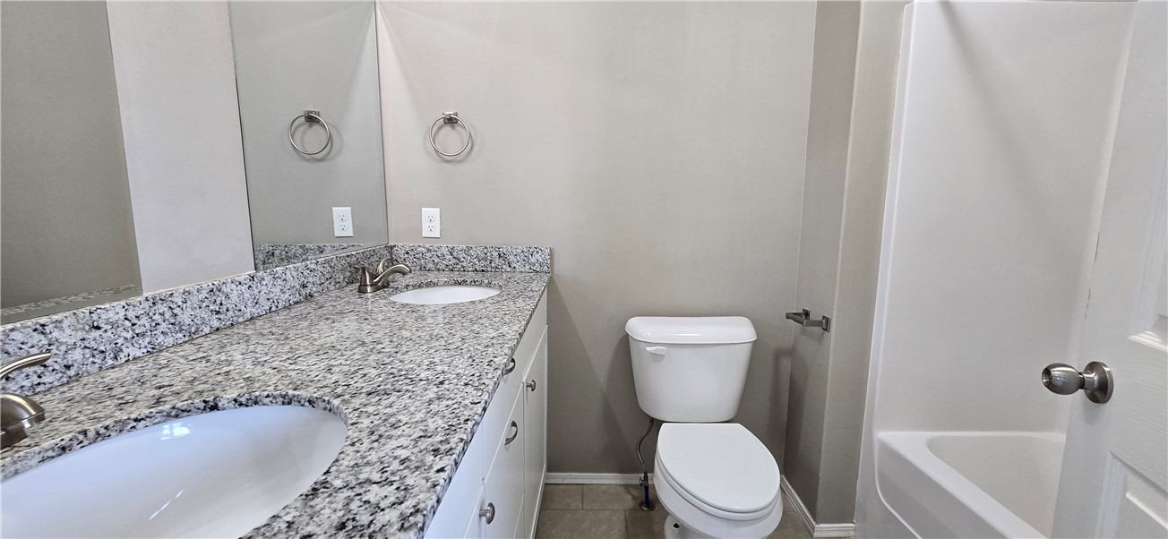 Kerelaw Castle Bentonville - Residential Lease