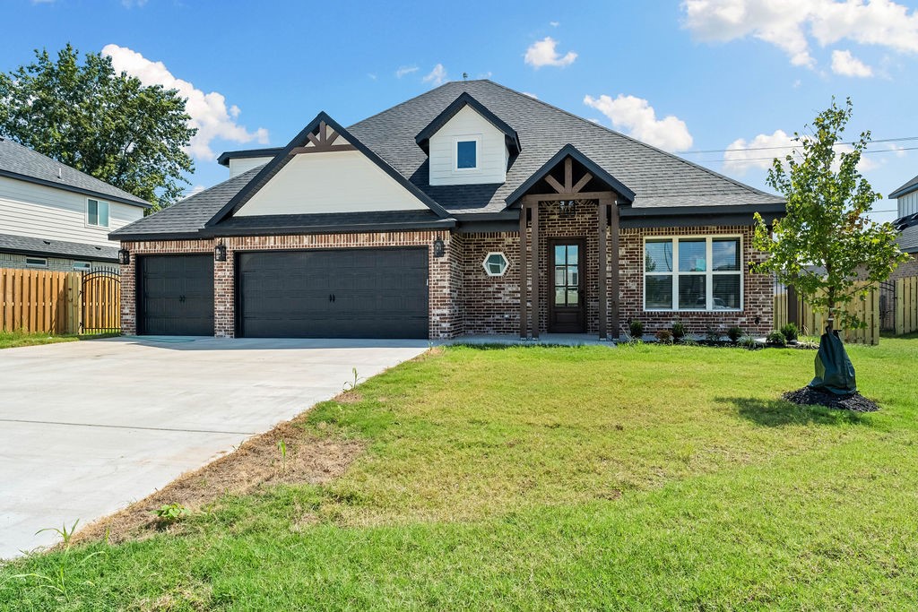 Welcome to Tuscany in Centerton! This peaceful neighborhood is just 5 miles from Bentonville and only 11 minutes from the Walmart Home Office. Located less than 2 miles from Bentonville West High School, it's perfect for convenience and top-rated schools. Enjoy community amenities like a pool, clubhouse with gym and kitchen, and a basketball court.Cash Plan with its four bedrooms and two full bathrooms, powder bath boasts so many details that will WOW! The large entry with open stair rail and built in bench welcomes guests and leads them to an open and airy living room. The open kitchen with a large island makes entertaining a breeze. Large pantry hidden behind cabinet doors for a seamless wall of cabinetry, walk-in closets, soft close cabinets, shiplap accents and covered patio are just a few of the many extras!