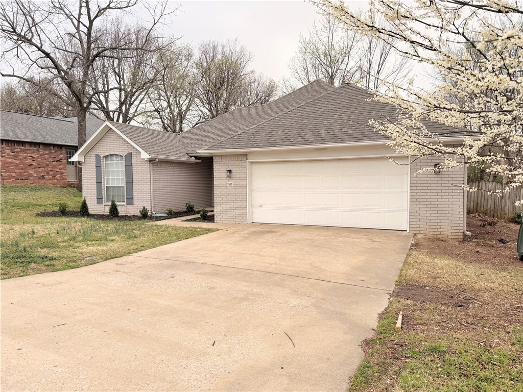 Beautifully Remodeled Home in East Fayetteville! This stunning home has been recently updated with a new roof, fresh paint, stylish plank flooring, modern countertops, upgraded appliances, and contemporary fixtures. The master suite features a luxurious soaking tub, while the split floor plan offers privacy and functionality. Enjoy the flexibility of an additional room off the living area, perfect for a home office or bonus space. Step outside to a private backyard with a covered patioāideal for relaxing or entertaining. Don't miss this incredible opportunity!
