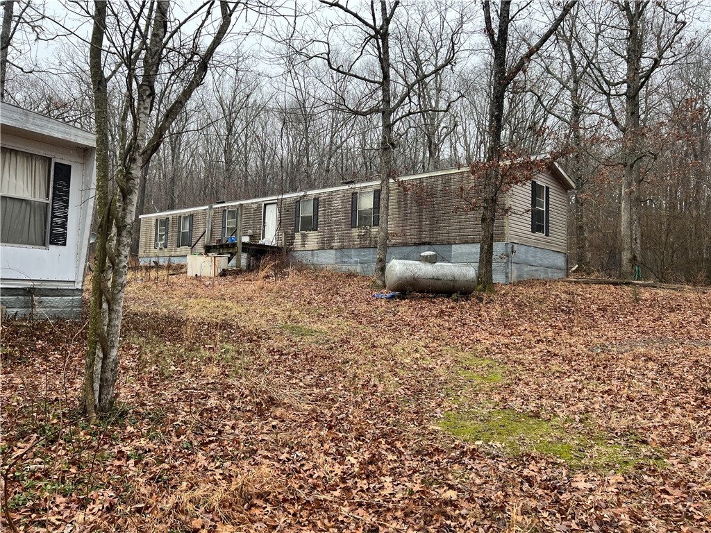 Looking for new investment opportunity!!! 10 acres with 2 mobile homes. 1 bedroom 1 bath
and a 3bedroom 2 bath. Homes are in bad shape will not qualify for government financing. Value in land only.