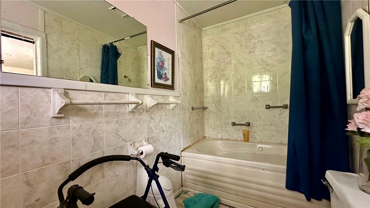 32-14-30 - Residential