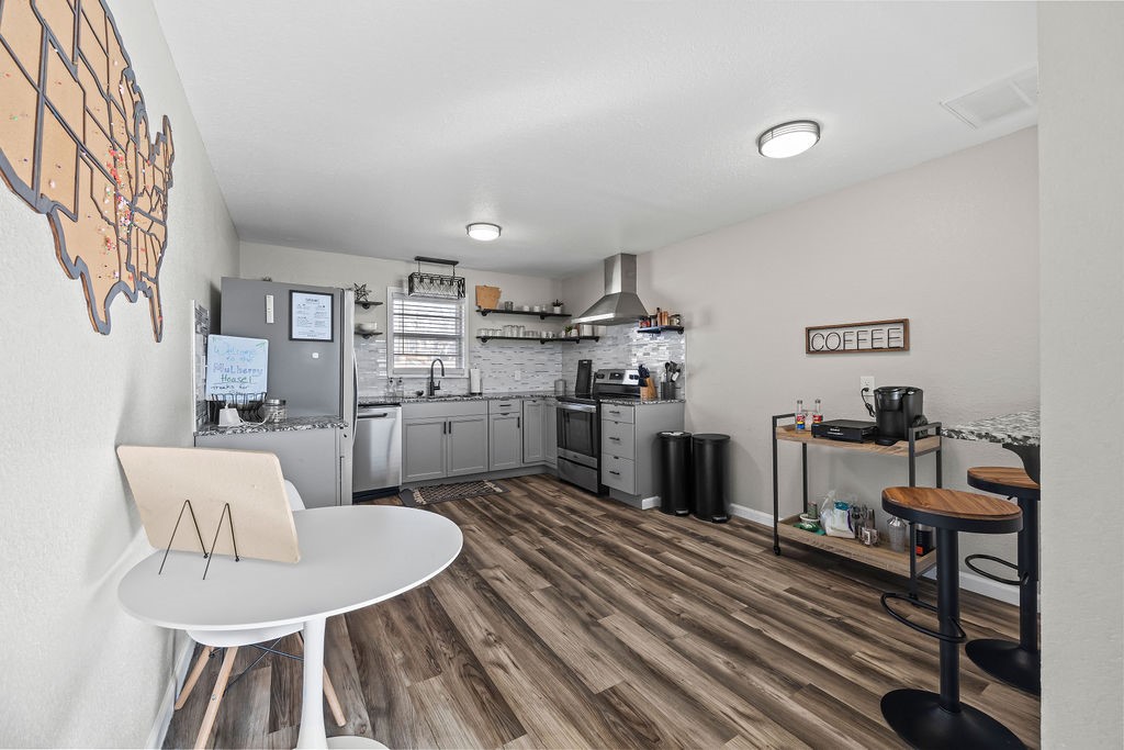 McGaugheys Orchard Add Rogers - Residential