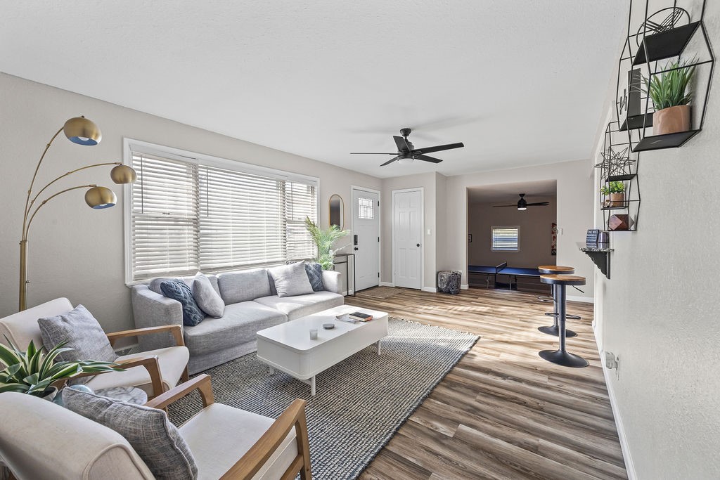 McGaugheys Orchard Add Rogers - Residential