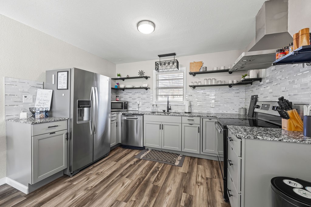 McGaugheys Orchard Add Rogers - Residential