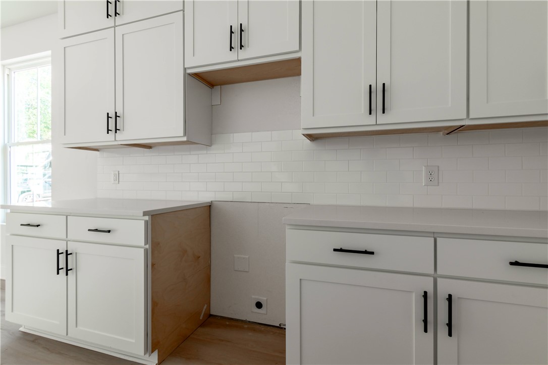 22-16-30 FAYETTEVILLE OUTLOTS - Residential