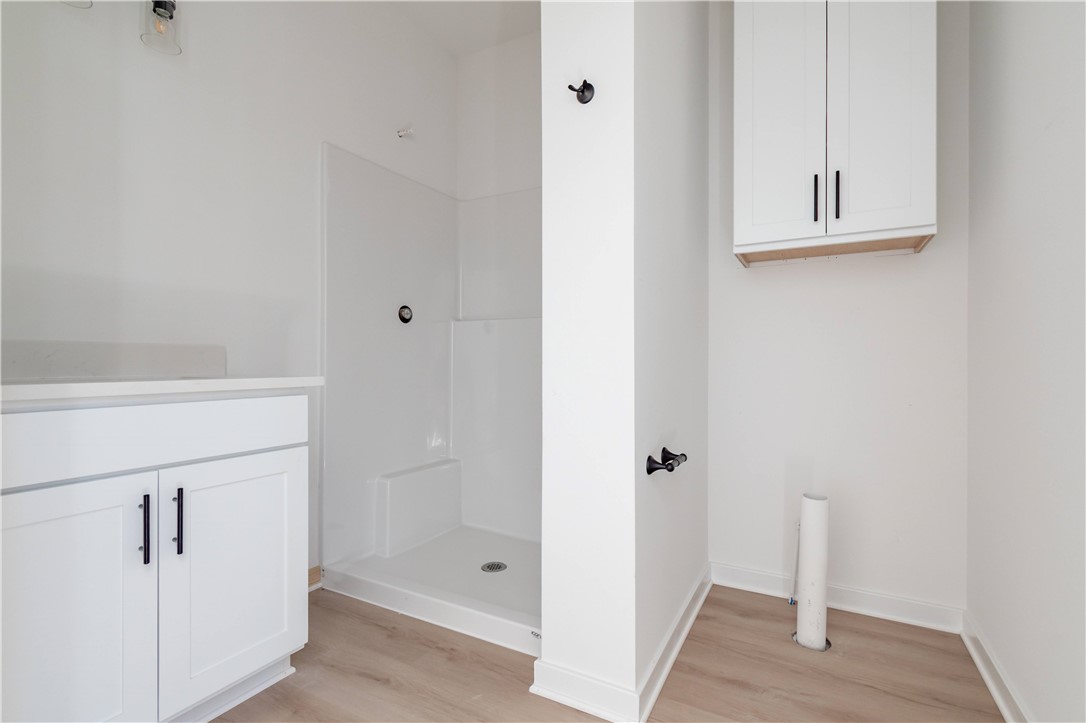 22-16-30 FAYETTEVILLE OUTLOTS - Residential