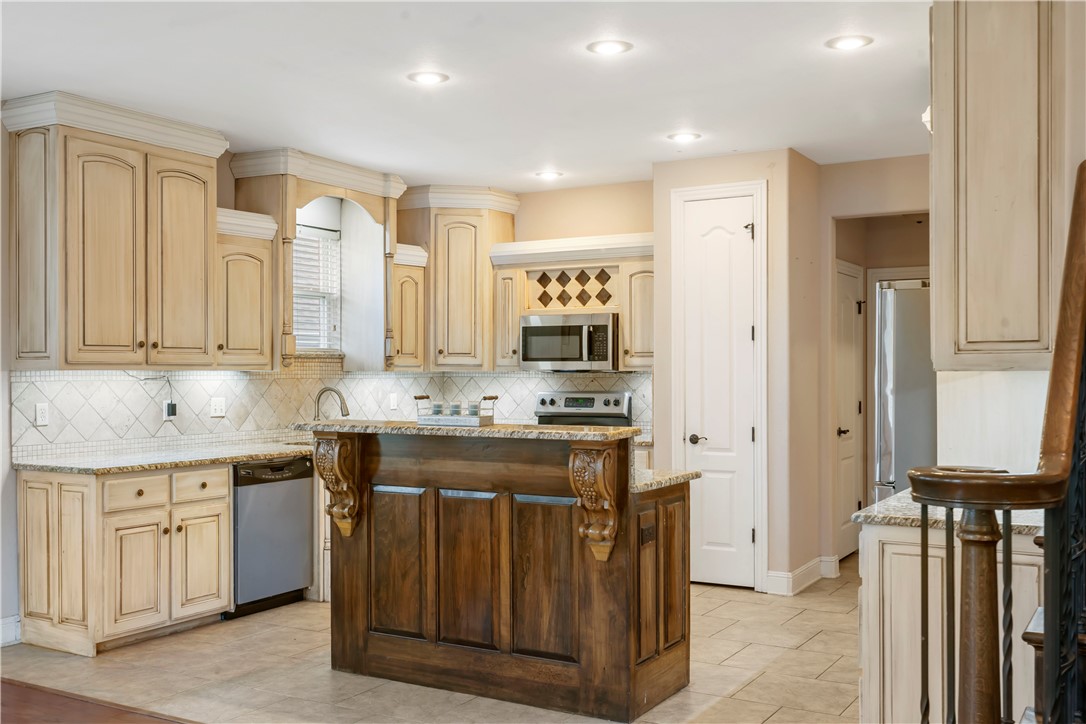 CAMDEN WAY SUB-ROGERS - Residential