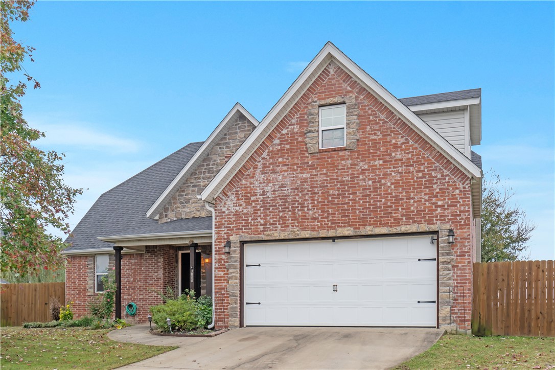 CAMDEN WAY SUB-ROGERS - Residential