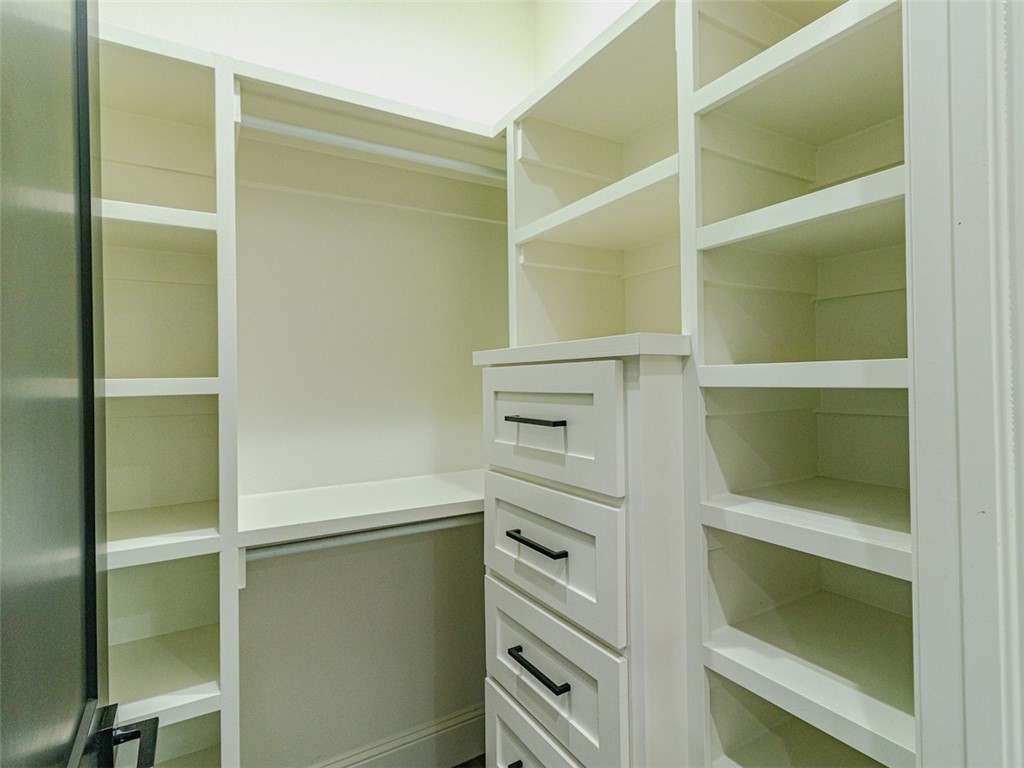 16-20-31-RURAL - Residential