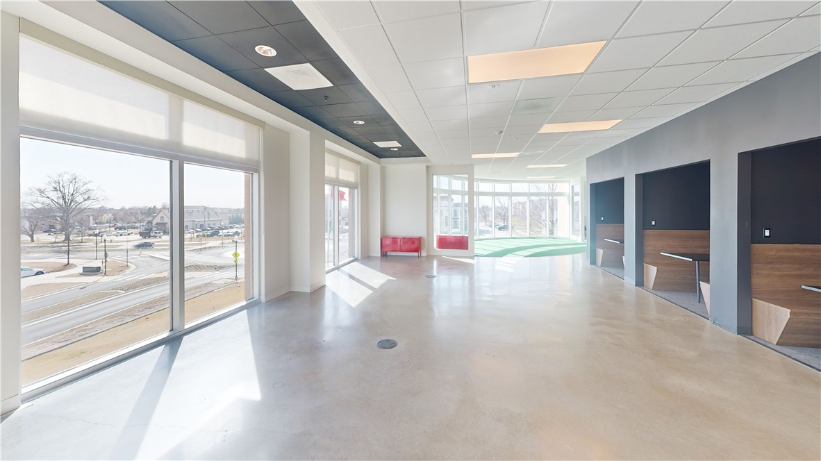 Pinnacle Hills Ph 1 Rogers - Commercial Lease