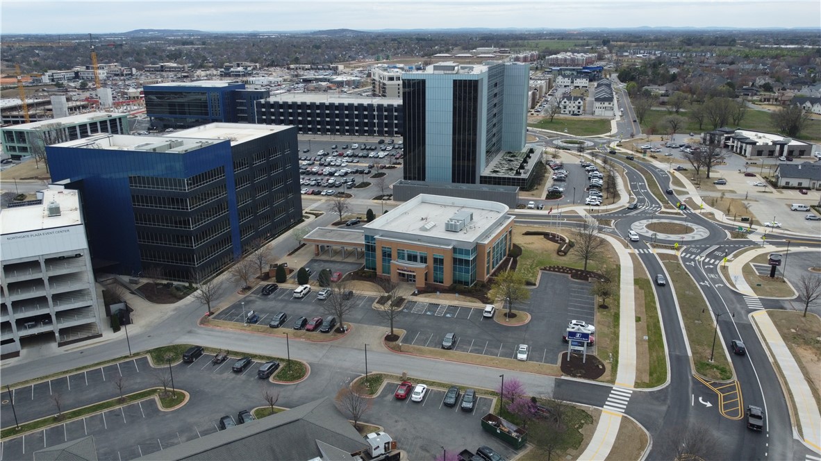 Pinnacle Hills Ph 1 Rogers - Commercial Lease