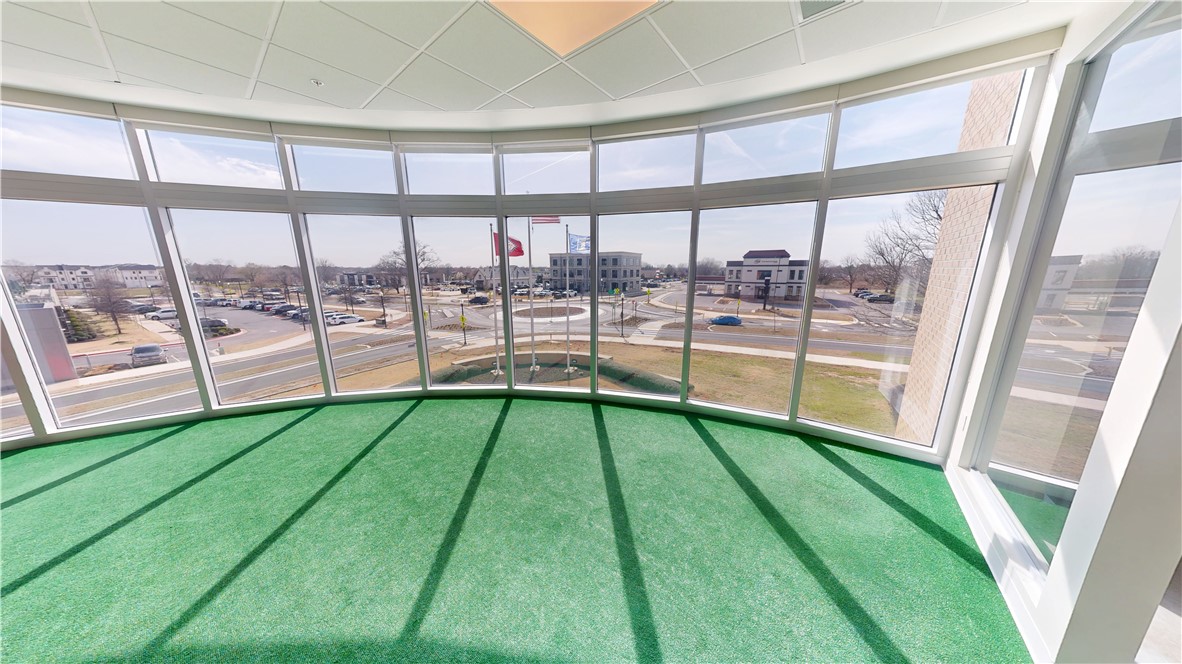 Pinnacle Hills Ph 1 Rogers - Commercial Lease