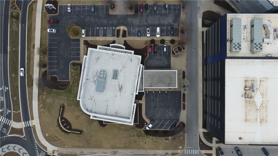Pinnacle Hills Ph 1 Rogers - Commercial Lease