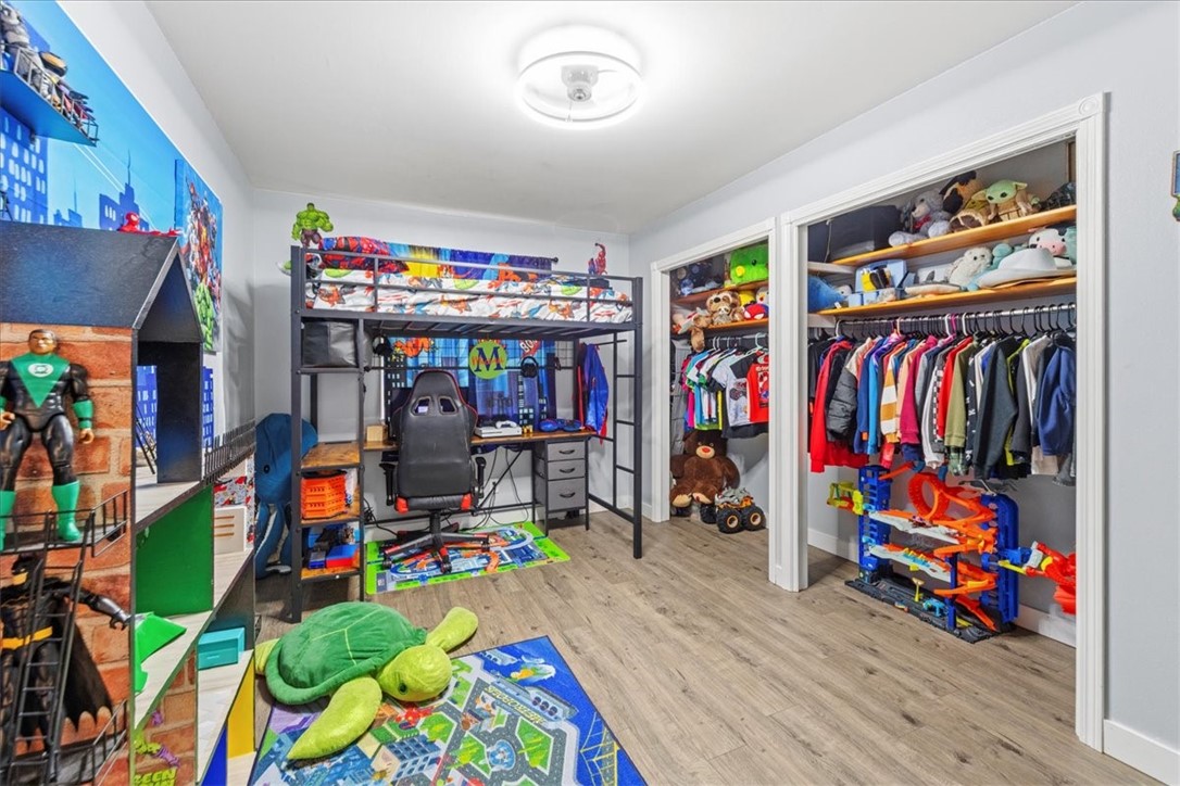 Valley View IV - Residential