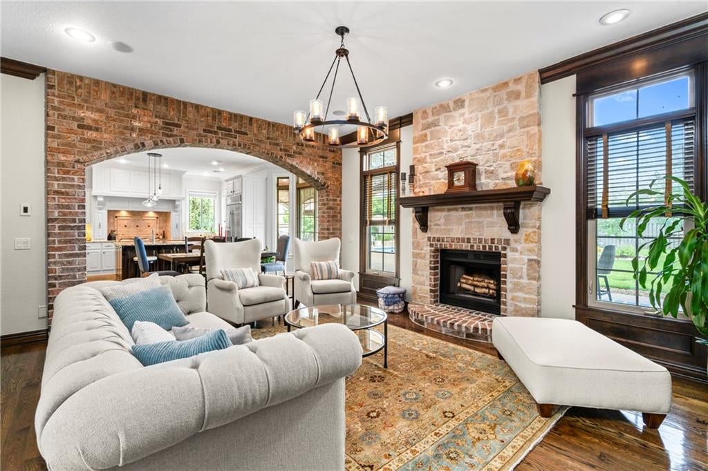 3171 Laurel Circle