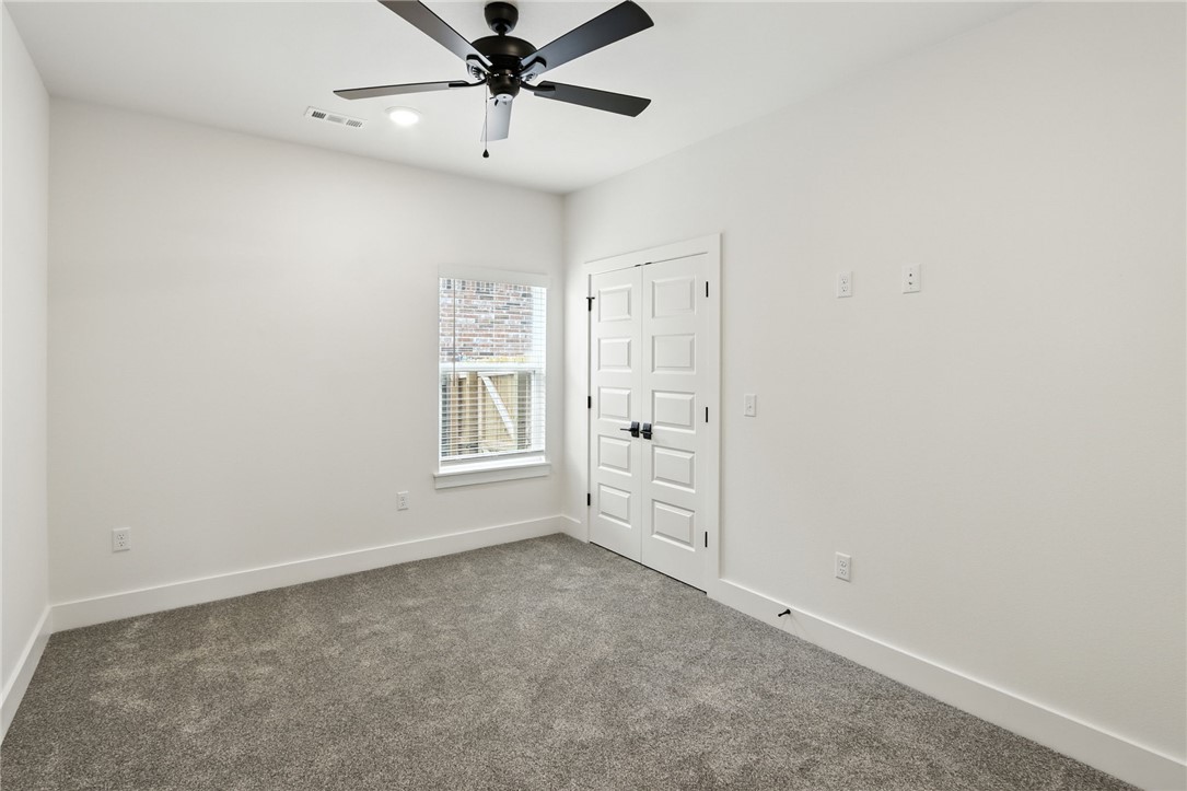 Charleston Park At Legendary Pud Springd - Residential