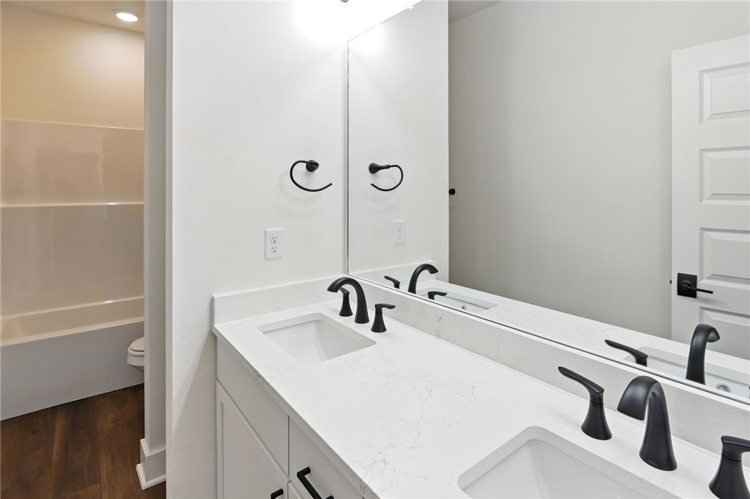 Charleston Park At Legendary Pud Springd - Residential