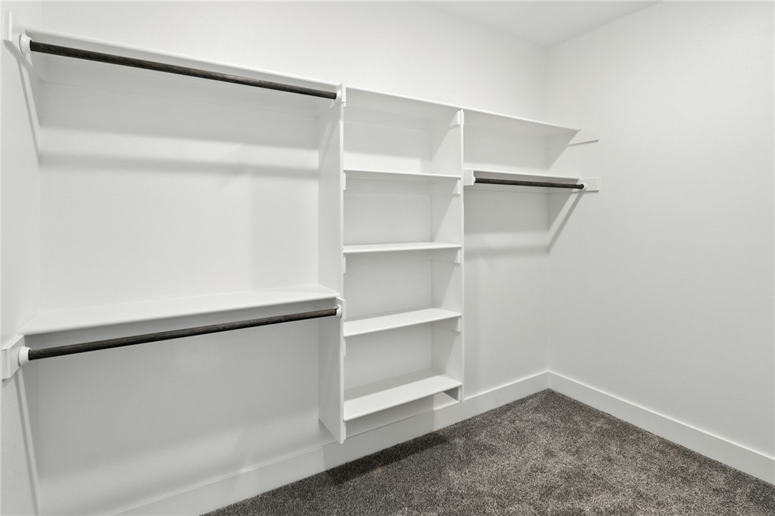 Charleston Park At Legendary Pud Springd - Residential