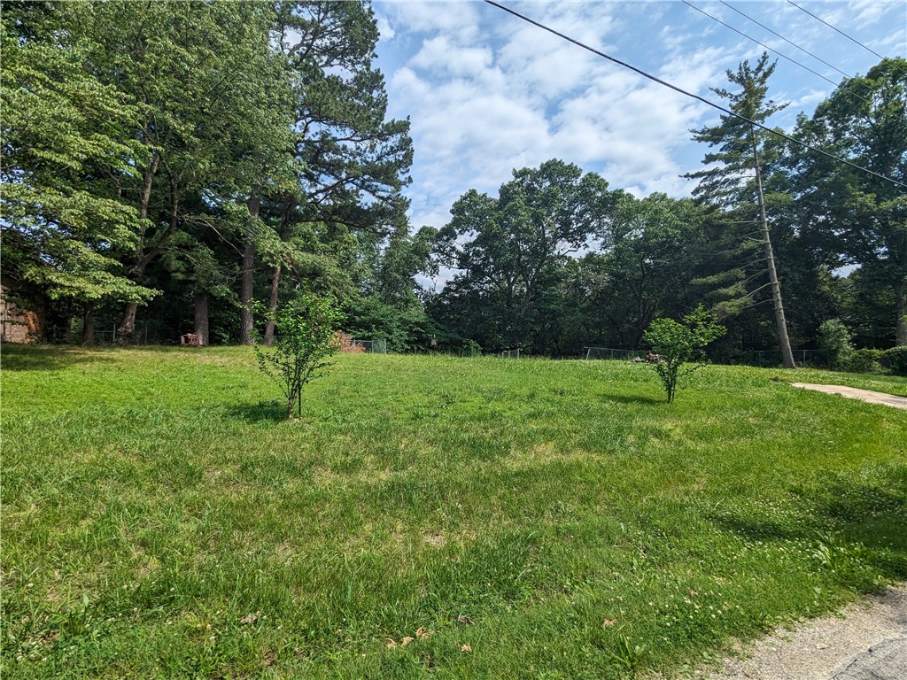 Level vacant lot on Hope Dr. It used to have a house, but is completely cleared now.
There is an existing 2-bedroom septic. The condition of the septic system is unknown.