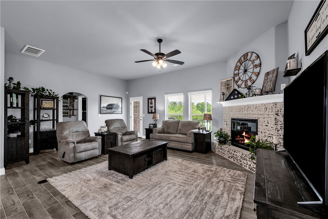 Deere Creek - Residential