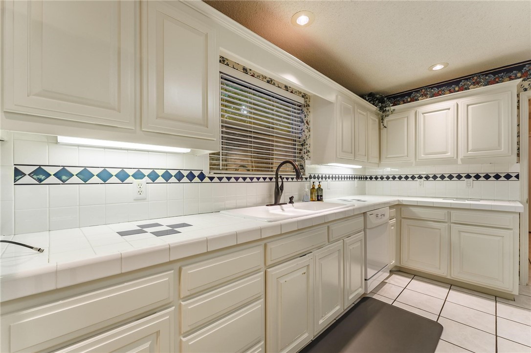 York Sub Bvv - Residential