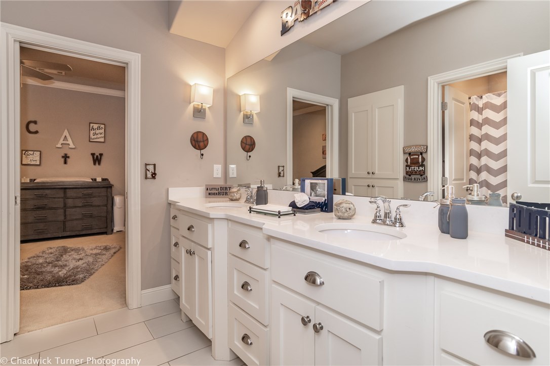 Shadow Valley - Residential