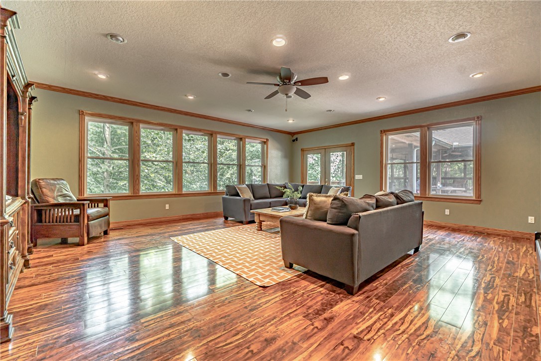 Oakhills Sub Rurban - Residential