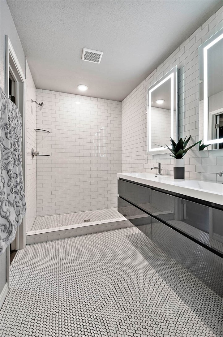 Pinnacle Town Homes - Residential Lease