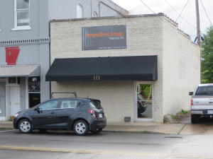 Downtown Russellville Exclusive! 880 sqft of character in a Historic building with plenty of space for a small business. Within walking distance to all of downtown Russellville. 2 private offices, reception desk and 1 restroom.