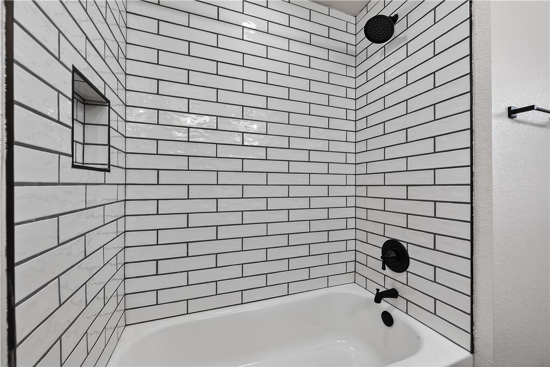 Roberts & Musteen Add Rogers - Residential