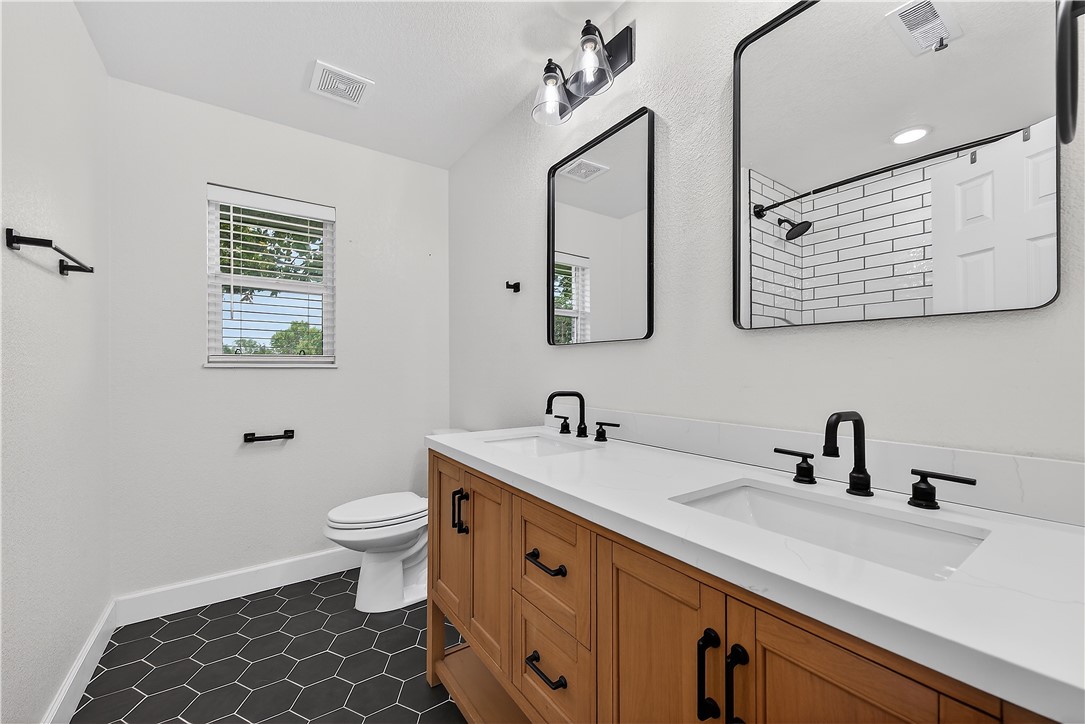 Roberts & Musteen Add Rogers - Residential