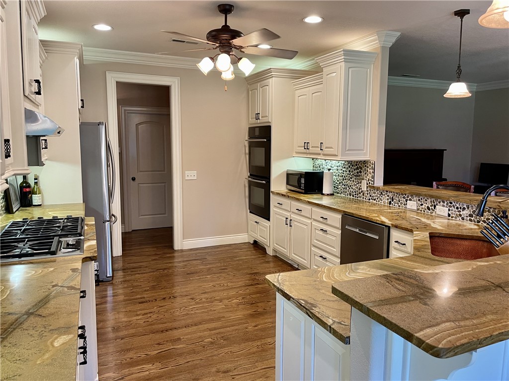 Pinnacle Sub Ph 3, The Rogers - Residential