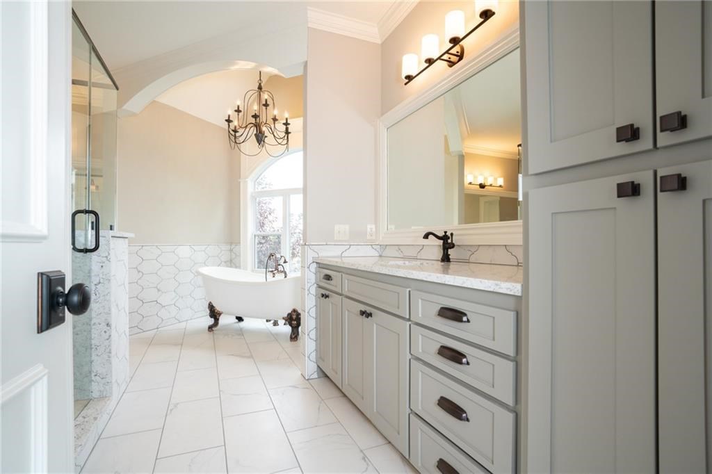 Pinnacle Golf & Cc-Rogers - Residential