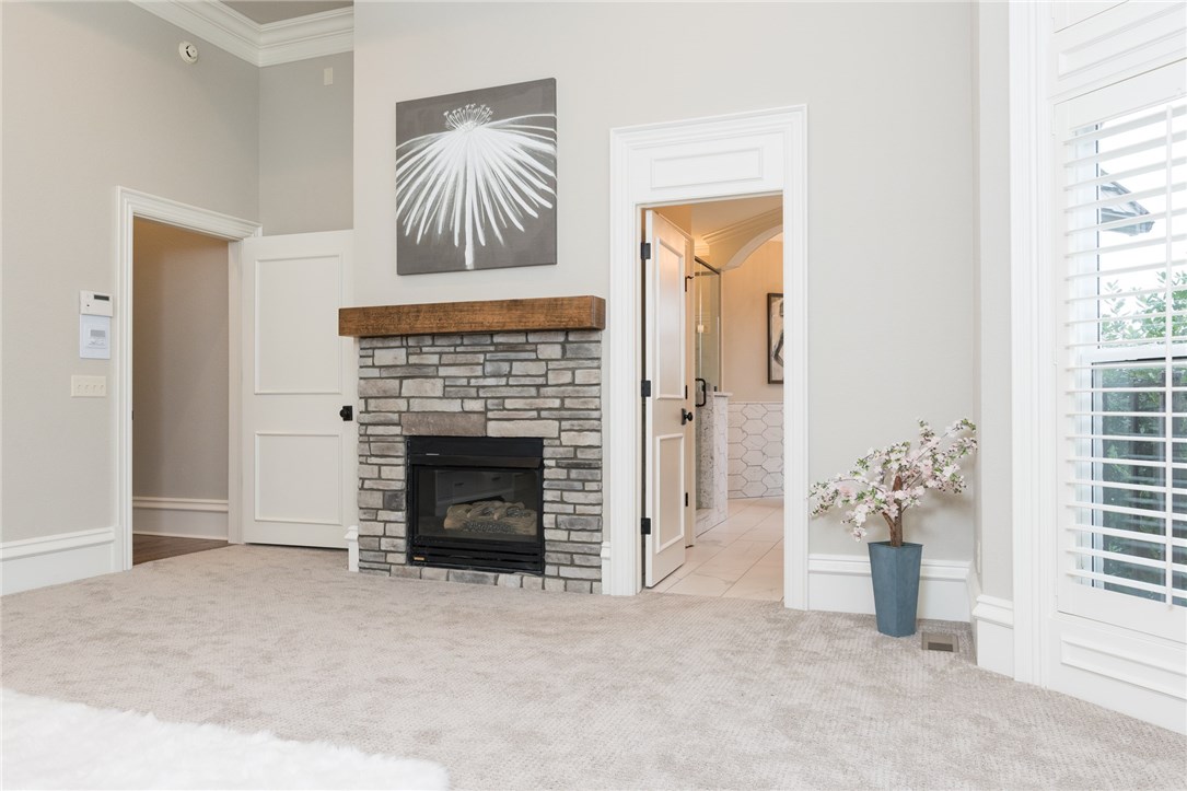 Pinnacle Golf & Cc-Rogers - Residential