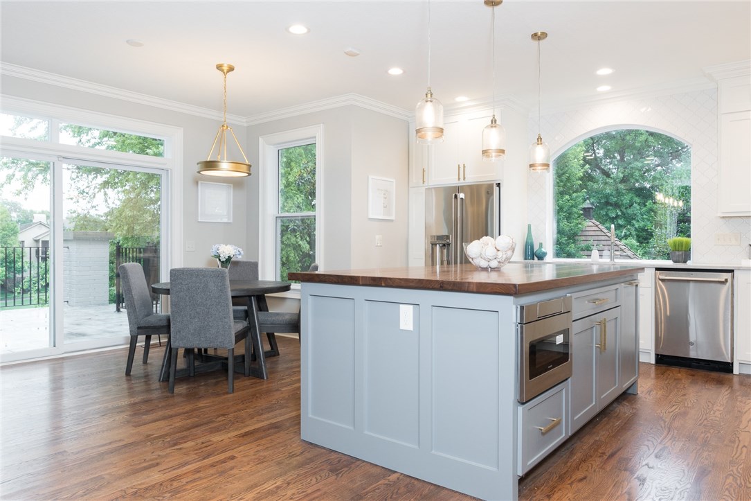 Pinnacle Golf & Cc-Rogers - Residential