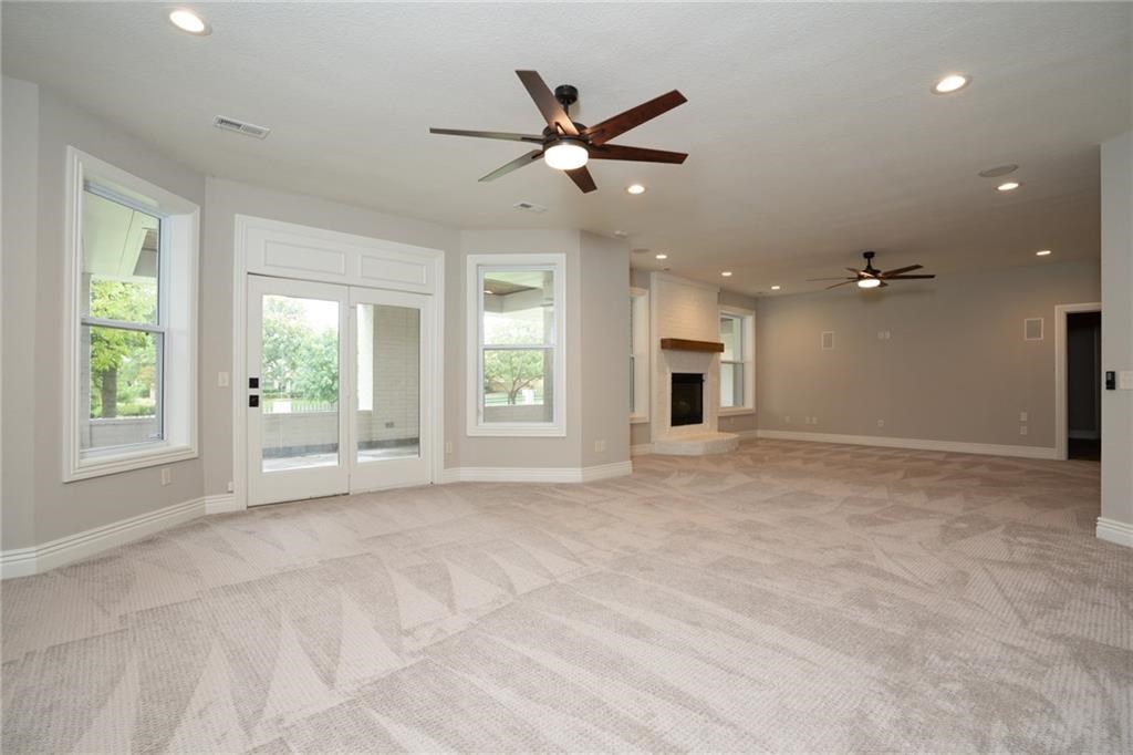 Pinnacle Golf & Cc-Rogers - Residential