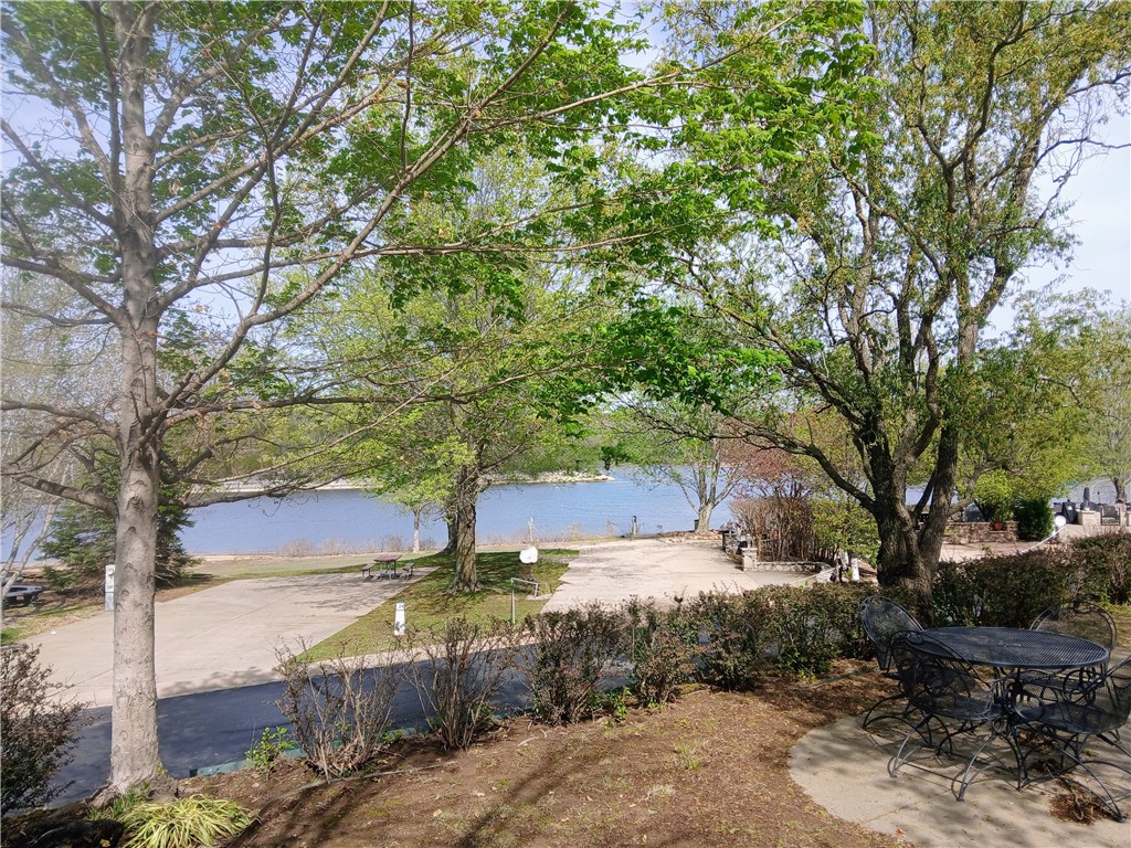 Outdoor Resorts in the Ozark - Land