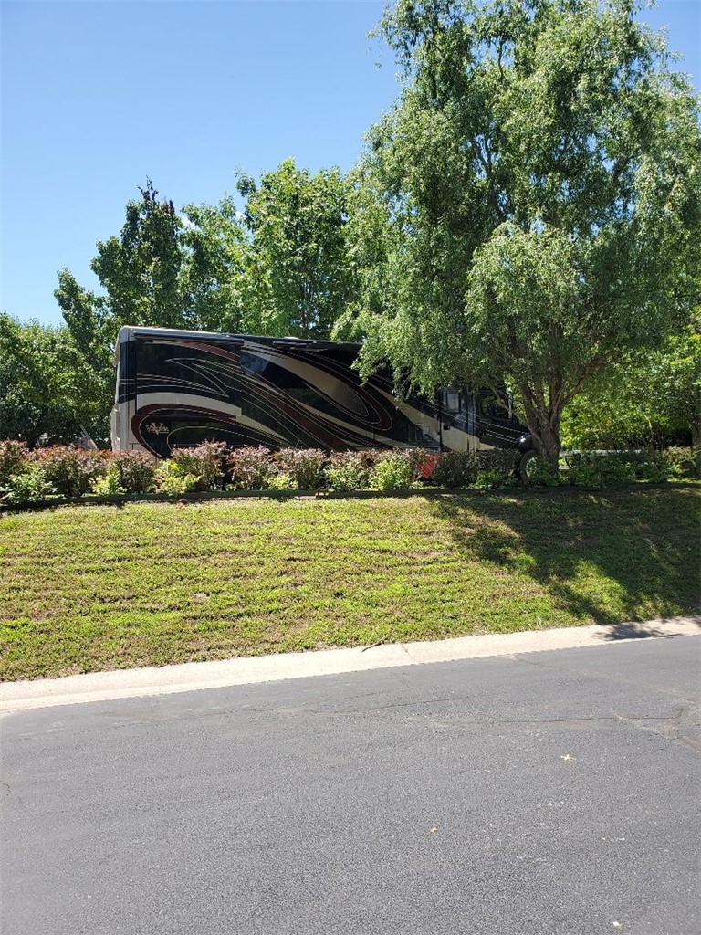 Outdoor Resorts in the Ozark - Land