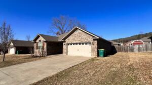 This beautiful home in the Shiloh Manor subdivision offers 1,860 square feet of living space. Some of the many features include a great split floor plan, stained wooden kitchen cabinets, a large master bedroom walk-in closet, a separate master shower and tub, and a spacious back yard.