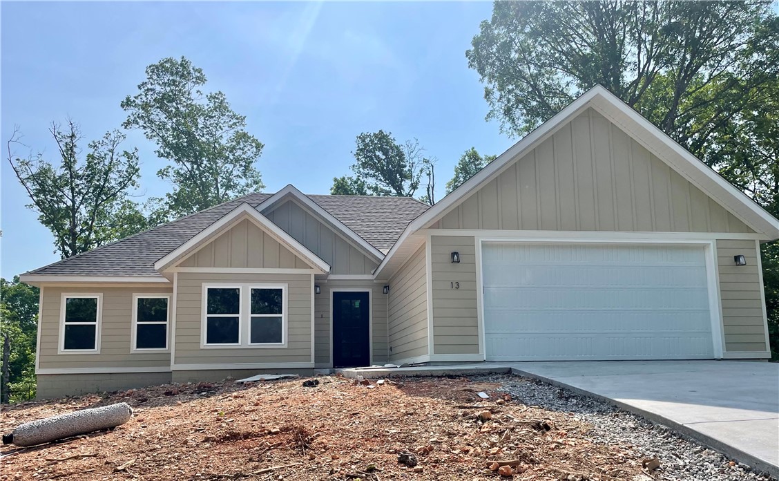 Beautiful new construction home on quiet street. Split open floor plan with nice finishes. 4 bedroom or 3 with office. Lots of detail and characleter on large flat lot. Make your appointment today to see this beauty!